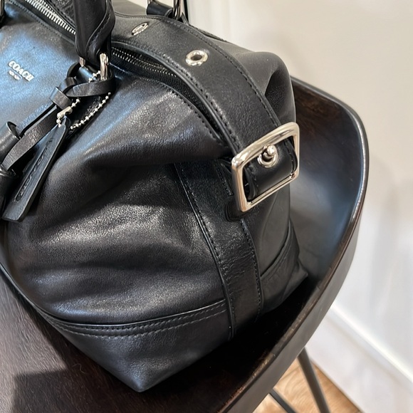 Perfect! Perfect! Coach Legacy Leather Molly Bag - Picture 5 of 16